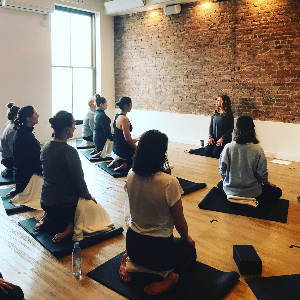 LYONS DEN POWER YOGA tweet media