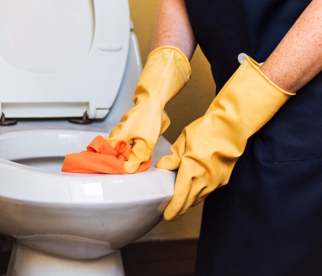 tvhawards's tweet photo. Yes we are the only awards who recognise those who clean the toilets in our Back-of-House Star award! https://t.co/Hqta7geZq4 #rdguk #henley #wokingham #Newbury https://t.co/fIS7wEyMLS