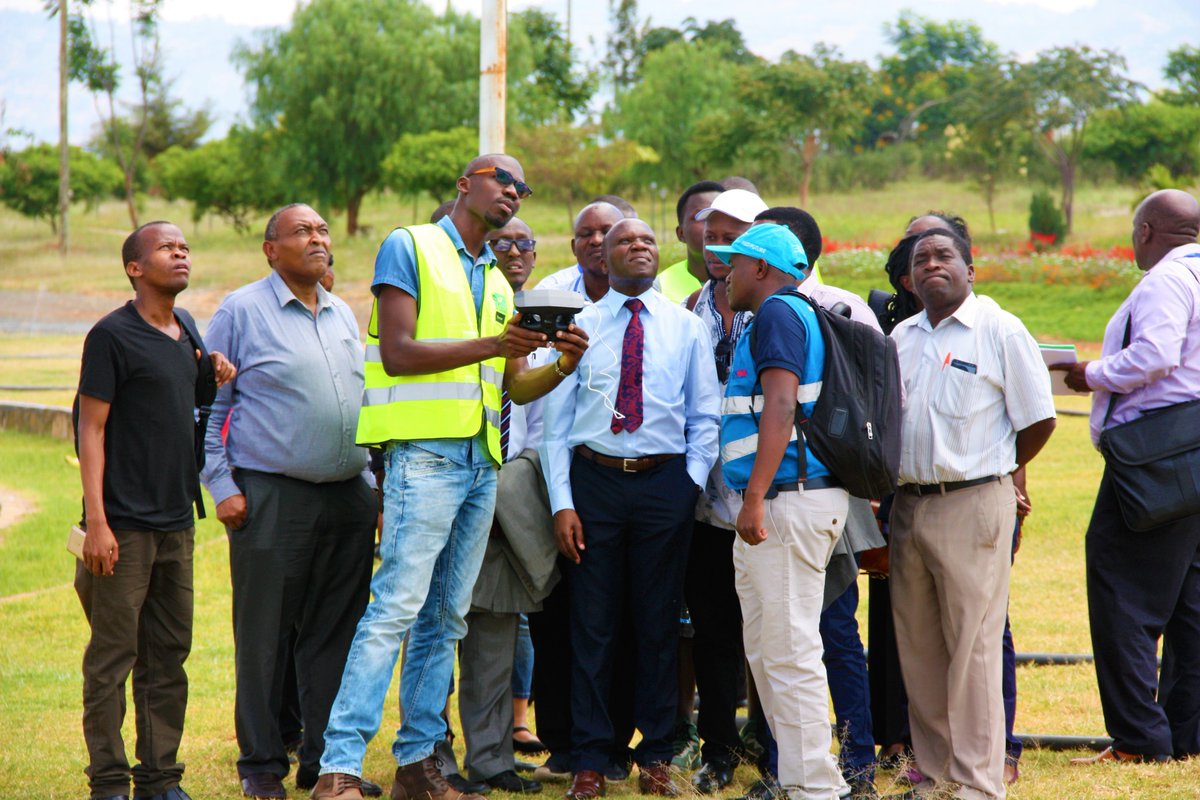 Fixed wing drones can be used for large area mapping in constant motion and quad rotor blade drones for point cloud/3D mapping. With <a href="/theGEF/">Global Environment Facility (GEF)</a> funding, FAO will purchase drones to support the Government of Kenya to achieve its #ZeroHunger goal of the #Big4Agenda. #DronedialogeKE