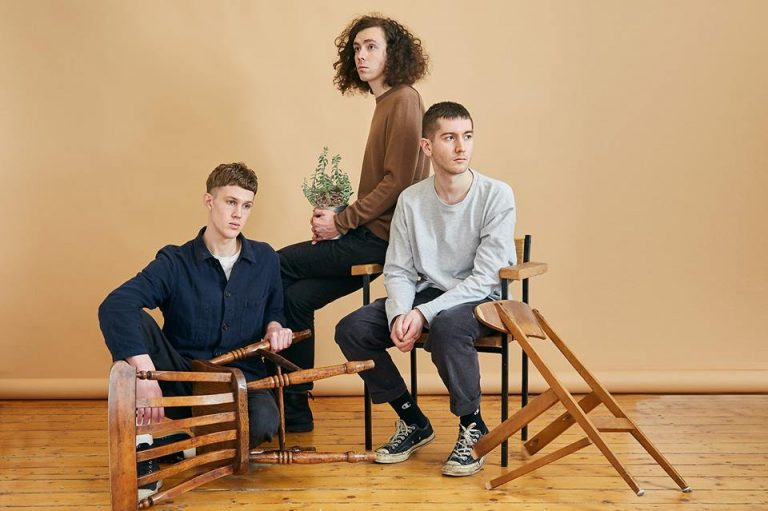 VeganRecordings's tweet photo. Vegan Fresh #12 is brimming with brilliant new music this week. 

Featuring...

- @ditzband 
- @Vinyl_Staircase
- @JumanjiMusicUK 
- @whlungmusic 
- @Talkboyyy 
- @toothpasteband 
- @mobyrichmusic 
- @jellyboymusic 

https://t.co/fyTHkMCXmu https://t.co/Wk4bSX6Oy8