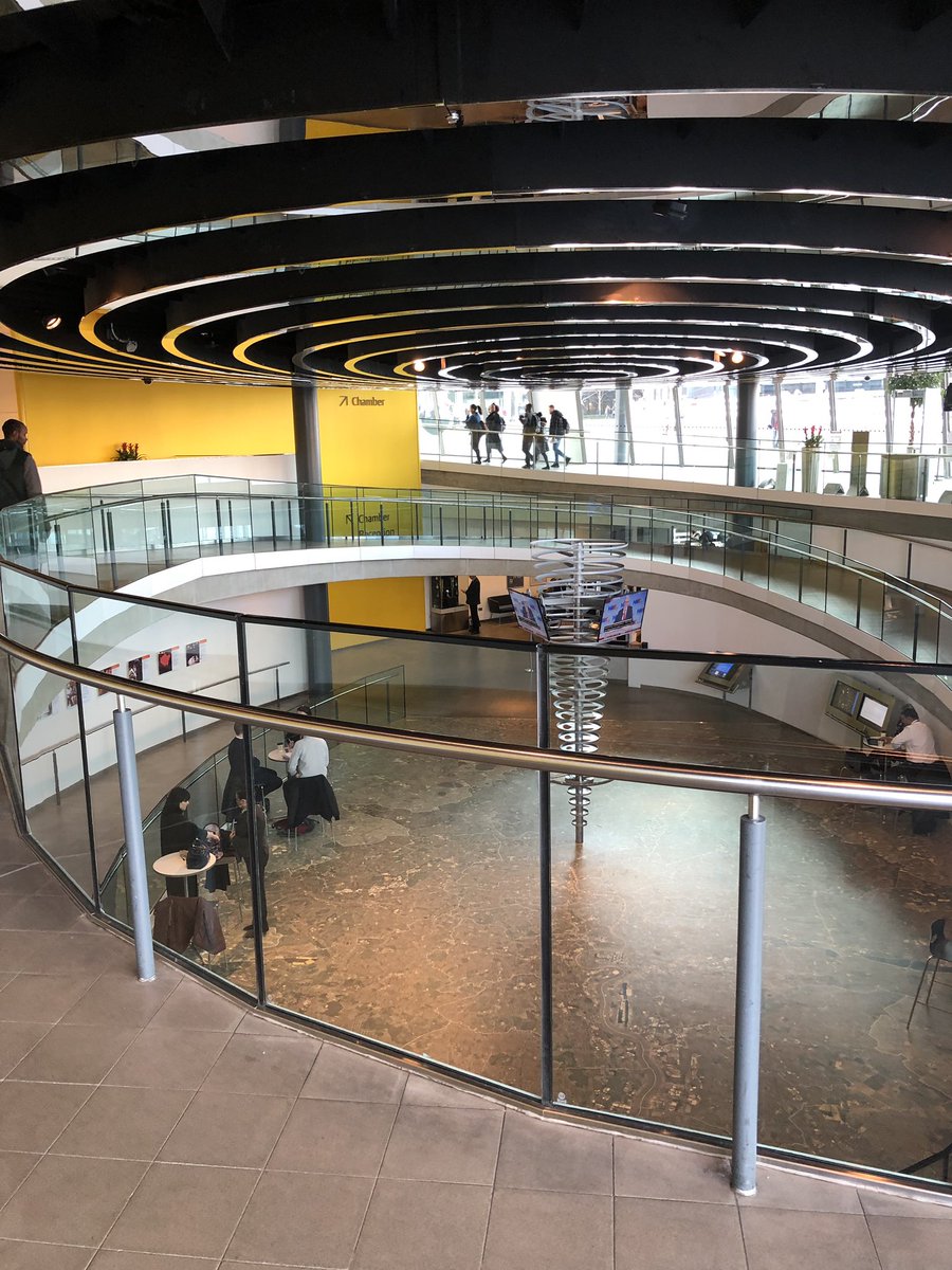 Been a while since I was inside this awesome building. Good to feel the heartbeat of #london