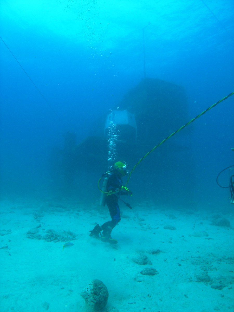 Aquarius Reef Base (@reefbase) on Twitter photo Relatively rare career opportunity working on the Aquarius team open until March 3. bit.ly/2V5isYX
<a href="/FIUCASE/">FIU College of Arts, Sciences & Education</a> Relatively rare career opportunity working on the Aquarius team open until March 3. bit.ly/2V5isYX
<a href="/FIUCASE/">FIU College of Arts, Sciences & Education</a>