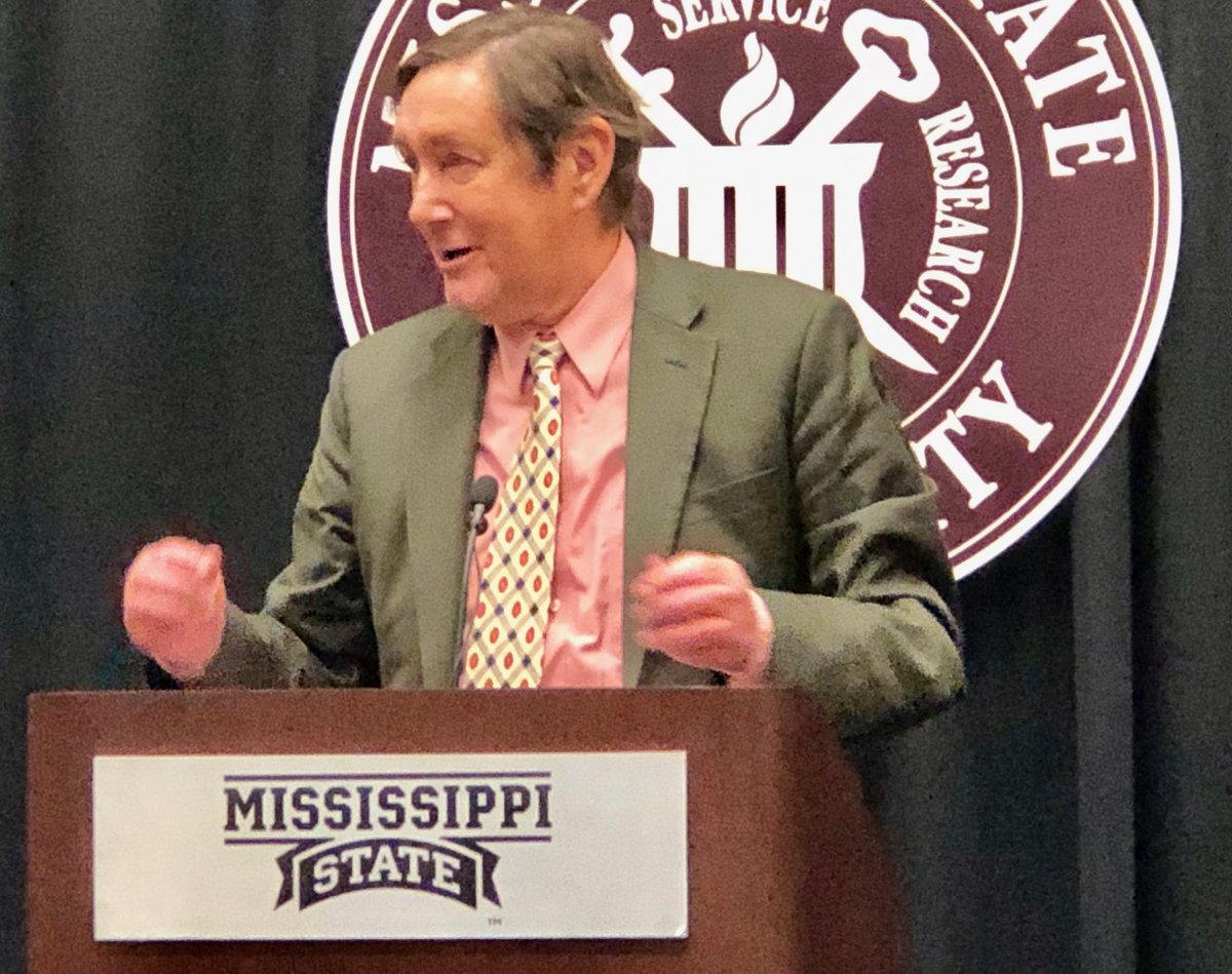 MSU Vice President of the Division of Agriculture, Forestry and Veterinary Medicine praised his division’s team for their contributions to MSU’s research prowess and accomplishments. DAFVM at MSU is a Top 10 ag research institution. MSU Extension is a key member of that team.