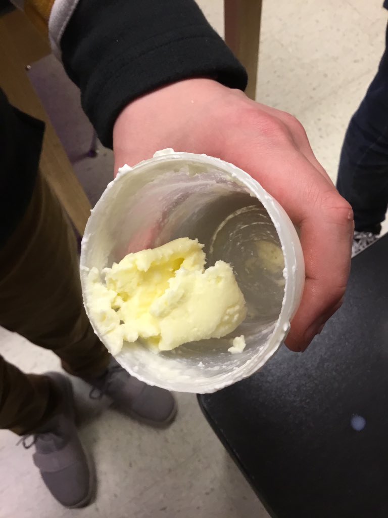 PepScienceSpot's tweet image. Kitchen Chemistry with Grade 8 #homemadebutter #bermbuzz #bsms #bermpride #kitchenchemistry #smoothasbutter #realworldscience