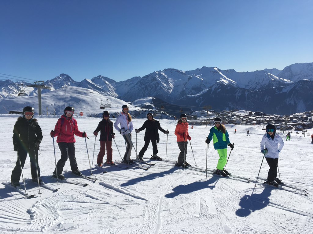 LEH_Trips's tweet photo. Day 3 on the slopes. A fantastic afternoon for group A who made it all the way to the top of Les Jeux 👏🏼 ⛷☀️ #girlpowder #LEHSkiTrip2019 #LEHSchool https://t.co/5ud4nI1nWv