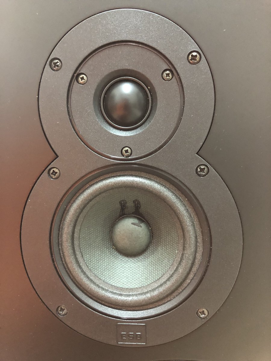 MASTERSTORE24's tweet photo. Ripristino diffusori #ESBCDX7 #ribordatura altoparlanti del nostro cliente Domenico - info riparazioni 3774545894 - masterstore24@gmail.com - https://t.co/7CafatEtoe

#riparazionealtoparlanti #ribordaturawoofer #centroassistenzahifi #masterstore24 https://t.co/v1wUZ65yR9