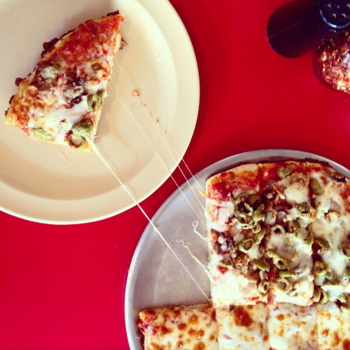JohnnysPH's tweet photo. I'll never let go!
#johnnysph #thatcheesepullthough #pizzadelivery https://t.co/hzkF8hGPFd
