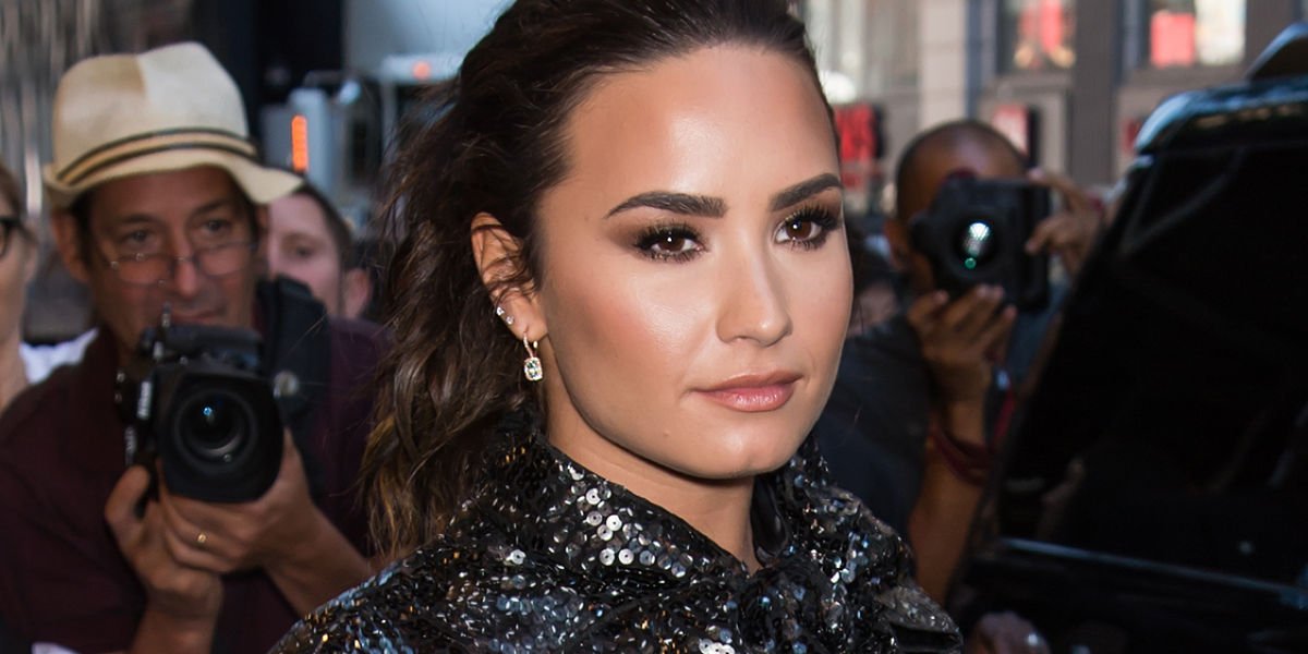 playlist987fm's tweet photo. #DemiLovato vuelve a ingresar a rehabilitación, después de un tuit desafortunado sobre la polémica del rapero 21 Savage, recibió mucho odio a través de las redes sociales, cosa que la llevó a desactivar su cuenta de Twitter. #notiplay #musica #cantante #popsinger #playmania https://t.co/ZApoigBplt