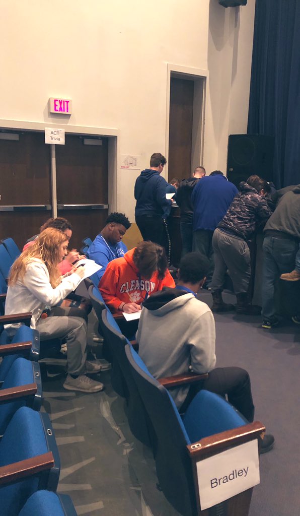 rsctoppers's tweet image. Great day to be a topper! Juniors took on ACT Bootcamp today to prepare for the ACT tomorrow. Special thanks to fellow juniors for helping with the Brain break games!  #hilltopperpride #prepared #RSisthebest #ourfuture #ACTready #learningisfun