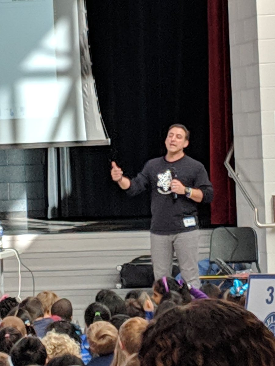 JenniferEckley's tweet photo. Thank you Justin Berk for the awesome assembly @Relay_BCPS. I am a big fan of #FITF. My class especially loved learning about how snow flakes form.@JustinWeather https://t.co/JSE9DZ95ap