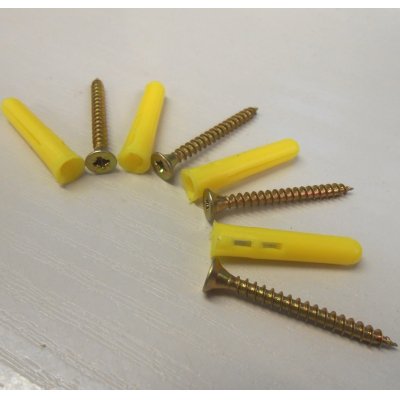 Did you know that we sell accessories such as screws and rail plugs? You can find them along with lots of other products here gjplastics.co.uk/accessories/