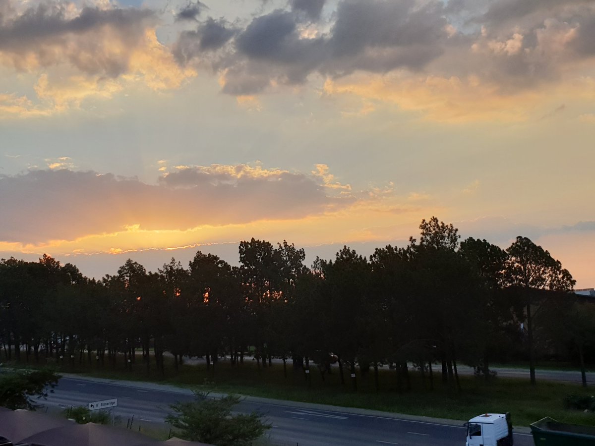 Tanya_Smit26's tweet photo. @JduPlessis My view van my eie plekkie.๐๐ #Godisgroot https://t.co/UT5FuTzqwB