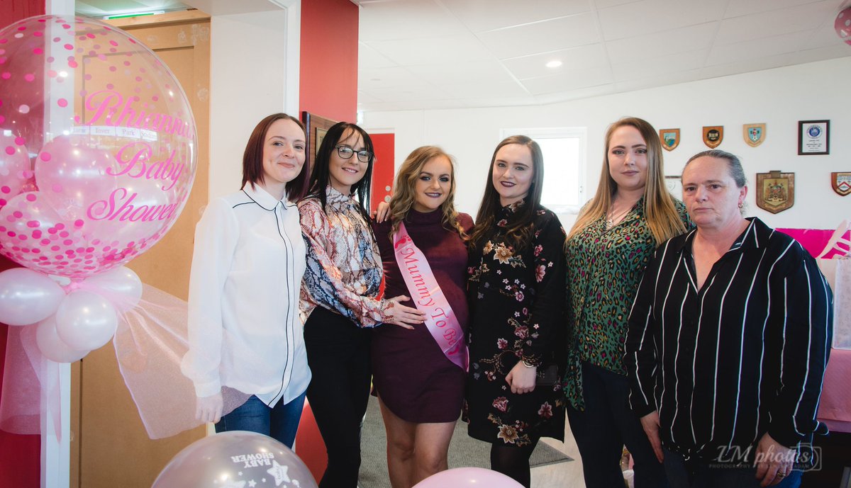 rhiirhi97's tweet image. Baby shower sundays 🤰👶❤ #7weeksleft