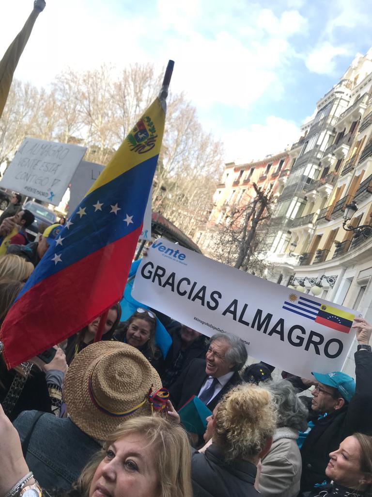 Almagro_OEA2015's tweet photo. La dictadura de #Venezuela es el caso +claro de un régimen criminal que destruyó el Estado de Derecho, institucionalidad democrática y despojó al pueblo de la protección y garantías de DDHH, lo que convirtió al país en la sociedad +injusta del hemisferio #WorldLawCongress https://t.co/mK3niapZgy