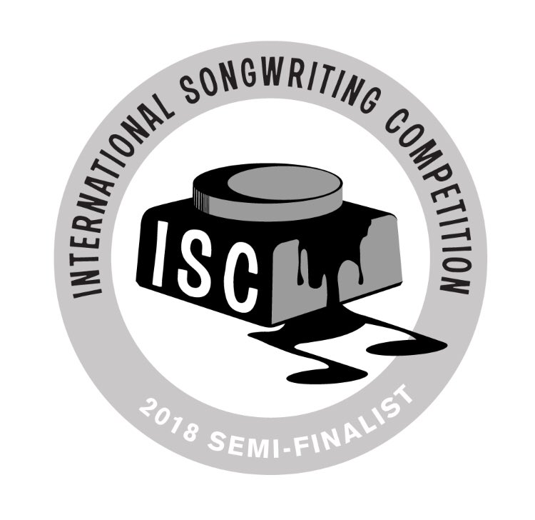 aibon__nu's tweet image. エントリーしたのはニューソングとSky is the limit。どのジャンルに応募したら良いのか悩みましたが。。。

今回はSky Is The Limitの
歌バージョンとインストルメンタルバージョン 両方残りましたー！！
✨✨
やったー！！

#ISC2018 #ISC2018SEMIFINALIST