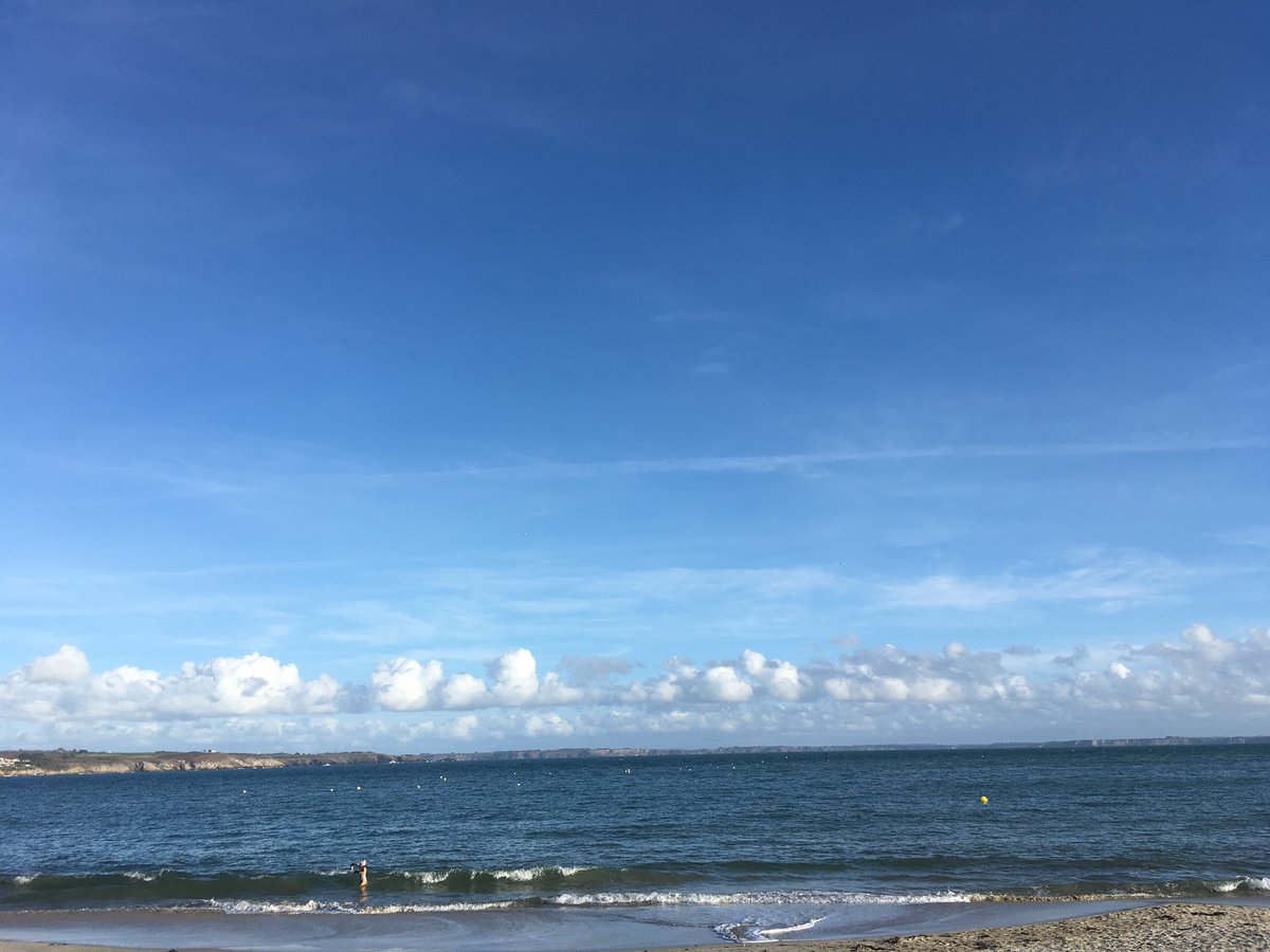 i_kevorkian's tweet photo. #cielfie Plage du #TrezHir #plougonvelin @FinistereTour https://t.co/GsbQY1p2UL