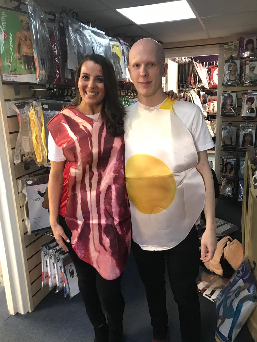 The MKFM crew popped into Crazy Wizard Fancy Dress for a little bit of retail therapy and to try on an array of the latest costumes.

<a href="/mk211/">mk</a>  <a href="/CultureMK/">CultureMK</a> <a href="/LiaCRadio/">Lia Christodoulou 🎈</a> <a href="/mkfm/">MKFM 106.3</a> #fancydress #photobooth #dressup #miltonkeynes #miltonkeynesfancydress #follow #fun #party #casinomk #meetofmk