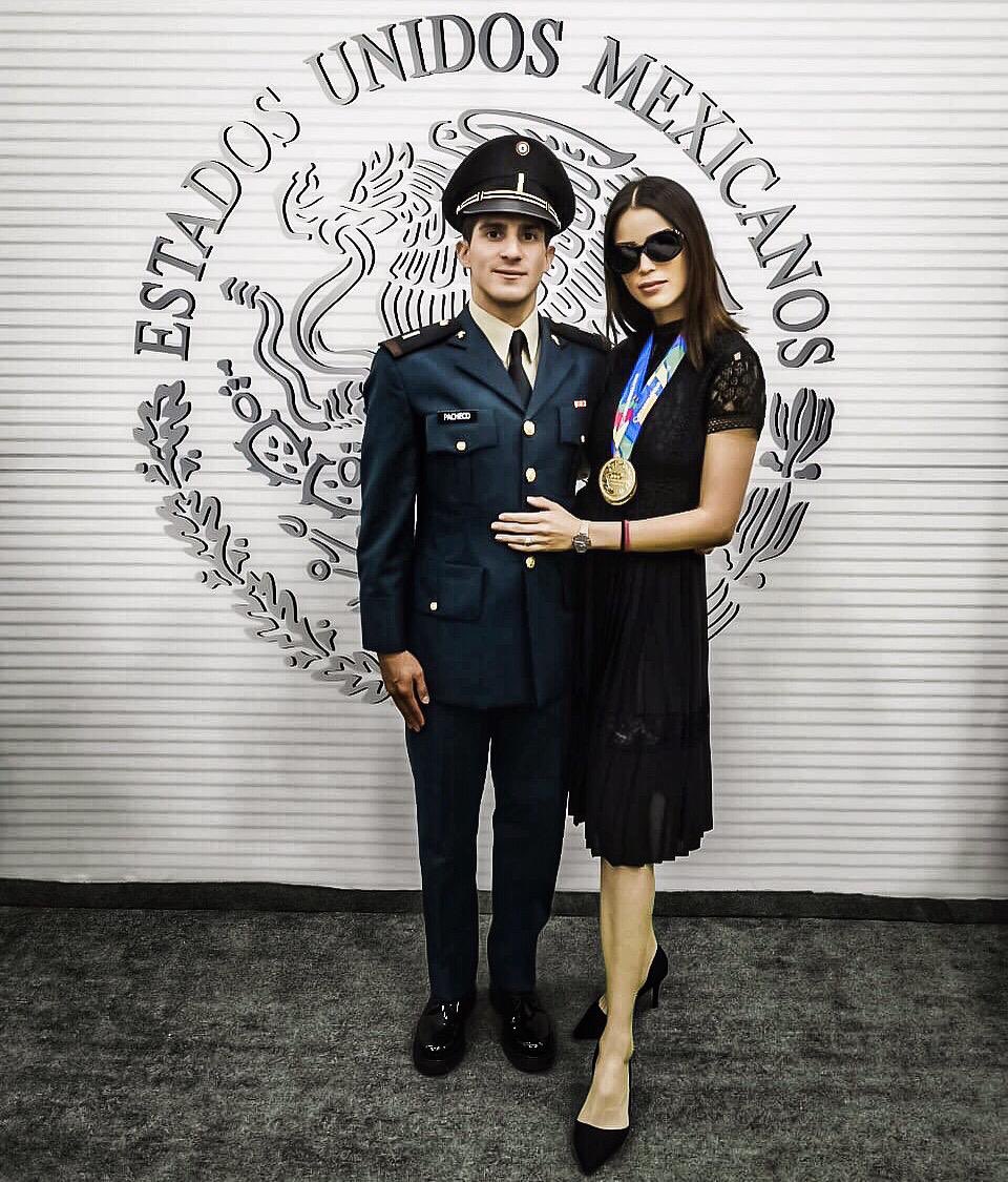 Rommel Pacheco On Twitter Siempre Honrado Y Agradecido De Pertenecer Al Ejercitomexicano Muchas Felicidades A Todas Las Mujeres Y Hombres Que Sirven Al Pais Desde Esta Gran Institucion Feliz Diadelejercitomexicano Sedenamx Lylocyv