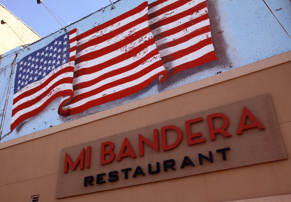 MiBanderaRest's tweet image. All of your favorites are behind these walls! #joinus #latineats #lunch #dinner #unioncity #cuban #restaurant
