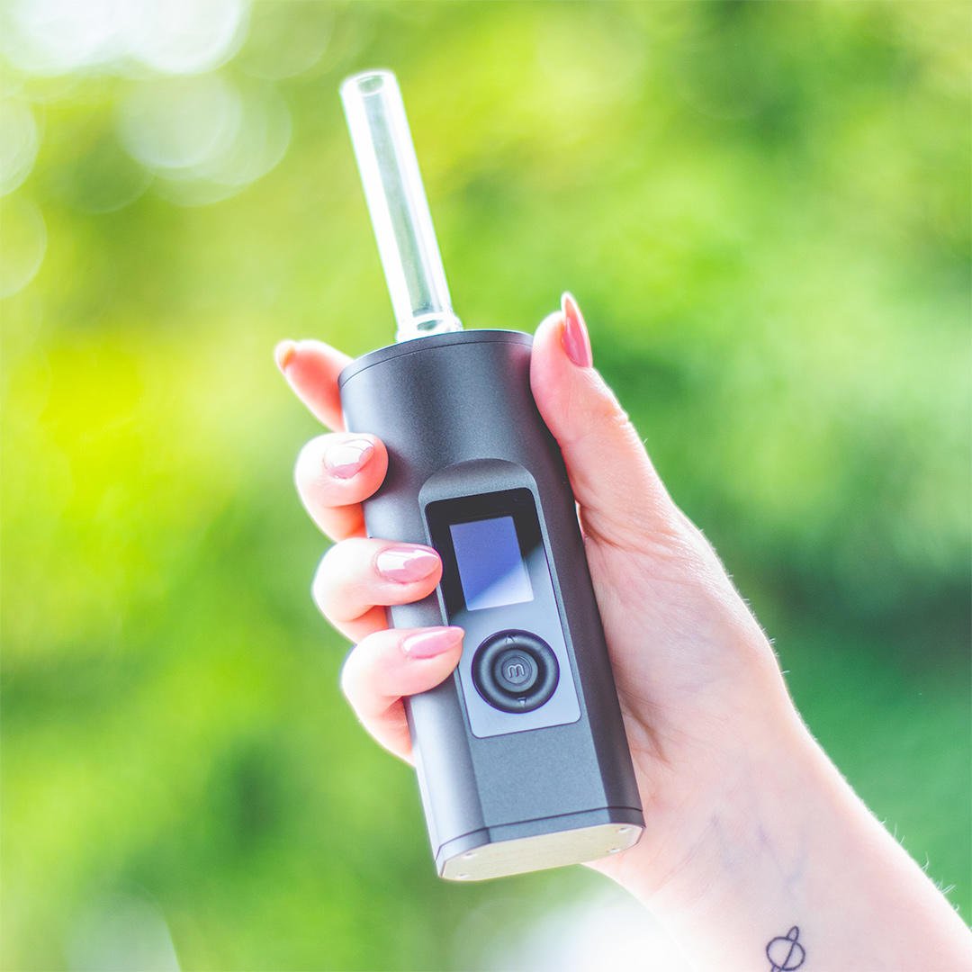 namastevapes's tweet photo. Cleaning your #vaporizer after using is just as important as packing the chamber.πΏ
Failure to #clean restricts air flow.β #ArizerSoloII
How to clean πhttps://t.co/SQ2o8KcIWK https://t.co/AzhlxrQ1Fi