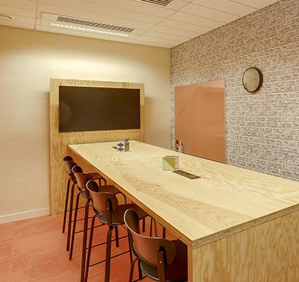 Elements_Groupe's tweet photo. Dans les locaux d'@Elements_Groupe, ont a tout ce qu'il faut pour bien recevoir ! 😉🙌 Nous vous attendons nombreux pour de belles aventures à @Nextdoor_fr Lyon Grand-Hôtel Dieu ✨
#coworking #meeting #conference #communication #elementsgroupe #marketingagency https://t.co/1lGRnyo2cW