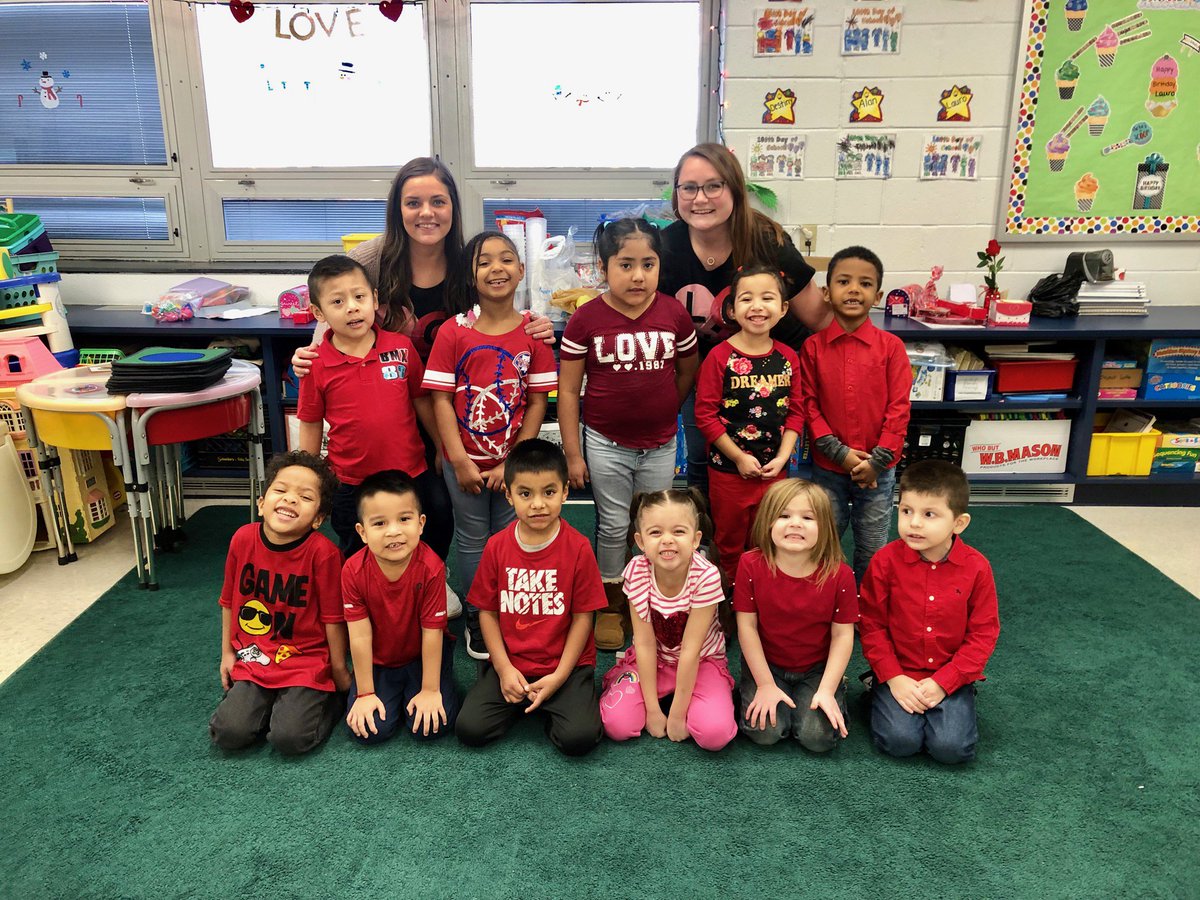 WPSMissBond's tweet photo. Happy Valentine's Day from PreK!! #WPSrocks https://t.co/zquqOFEFqy