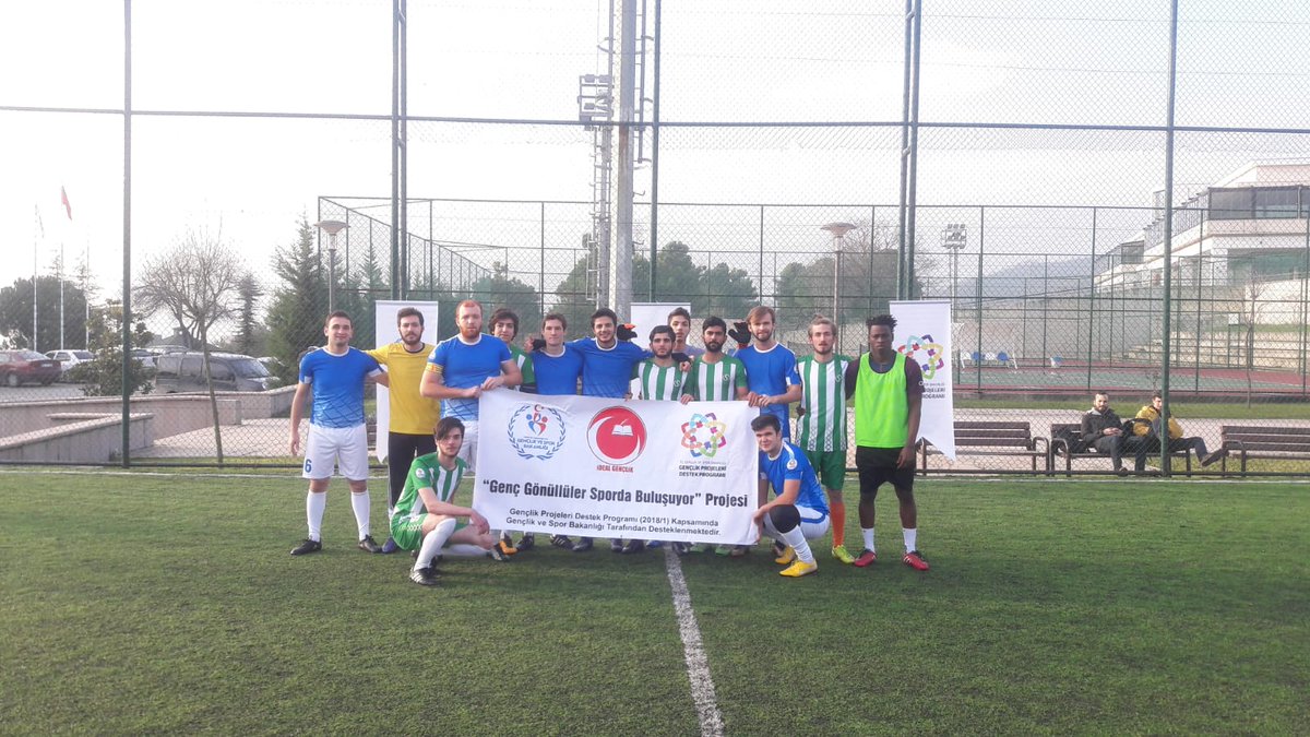 gencliksporda's tweet photo. GPDP 2018-1. Çağrı kapsamında desteklenen “Genç Gönüller Sporda Buluşuyor” projemiz devam ediyor.⚽️FC Hukuk 5 - 3 La Casede İşletme⚽️ #GençlikProjeleriDestekProgramı https://t.co/aVhAqz8XbI