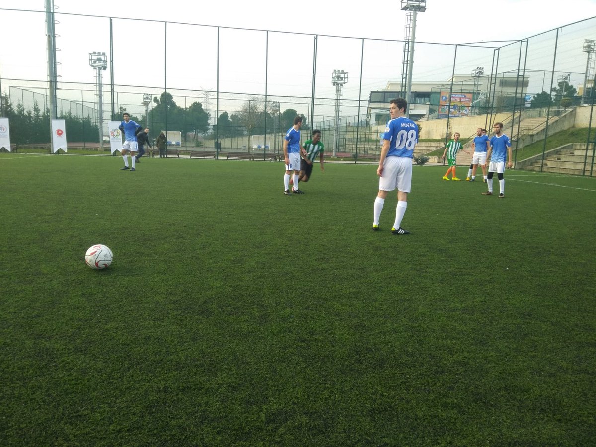 gencliksporda's tweet photo. GPDP 2018-1. Çağrı kapsamında desteklenen “Genç Gönüller Sporda Buluşuyor” projemiz devam ediyor.⚽️FC Hukuk 5 - 3 La Casede İşletme⚽️ #GençlikProjeleriDestekProgramı https://t.co/aVhAqz8XbI