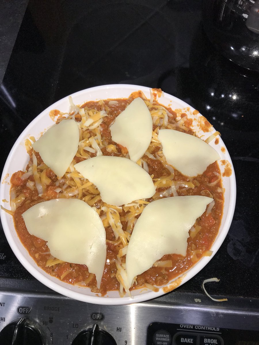 ashleyscooking's tweet photo. Thank you to all who came out to my #cookingstream last night🤗 This was the result of the baked cheesy pasta👩🏽‍🍳 #yummy🤤 I now have a #streamingschedule which is mon-sat 5:00-700pm EST so go check out my #twitch and stay tuned for the daily #streams https://t.co/OqYzqJW3KP https://t.co/Oi36514T1K