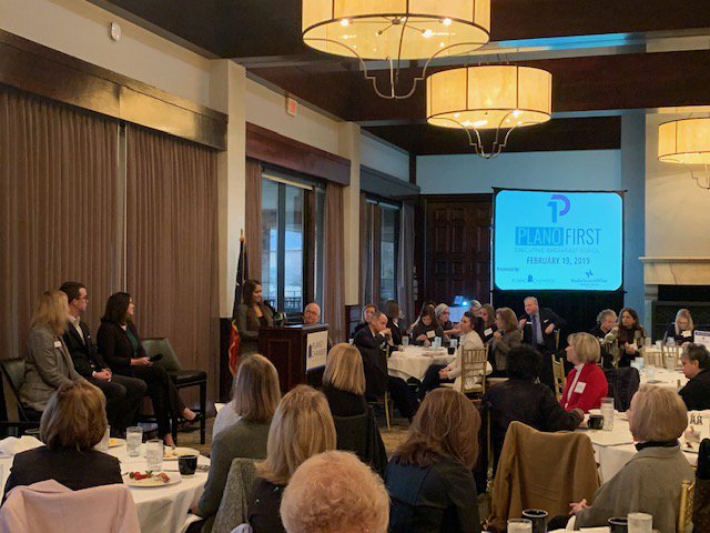 Thanks to <a href="/PlanoTXChamber/">PlanoChamber</a> and <a href="/bswhealth/">Baylor Scott & White Health</a> for hosting a panel on the importance of corporate involvement in our growing community.  A great way for businesses to make an impact is to partner with @CACCollinCounty!  caccollincounty.org/get-involved/c…