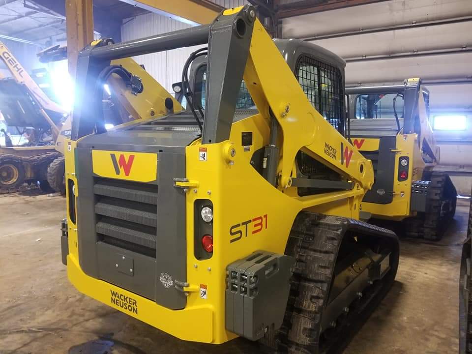 frontierequip's tweet photo. At Frontier Sales &amp; Equipment, 7213 Line 86 at Wallenstein, we have a large inventory of skid steers available, both wheeled and track machines, ready to go to work for you. https://t.co/rGJl25CkYN