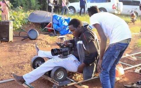 otim_jj's tweet photo. #BehindTheScene of #Oruso & #Tullo by #Apass ..#Aboogezi #Dembe #Birooto by #Mpiima the #BadiWorldQueen #SteynBeats Twookya π₯ π₯π₯ π₯πΆ πΆ https://t.co/1ItAEss9b5