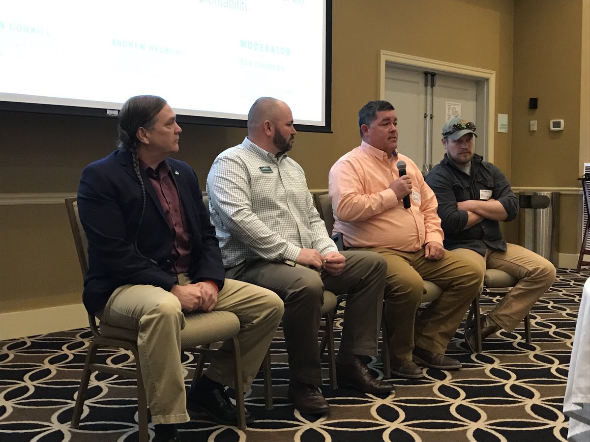 FieldAdvisor's tweet image. Thank you to all our panelists today! Great panel discussion about both the opportunities and hurdles for implementing conservation practices on soybean farms. #BetterBeans