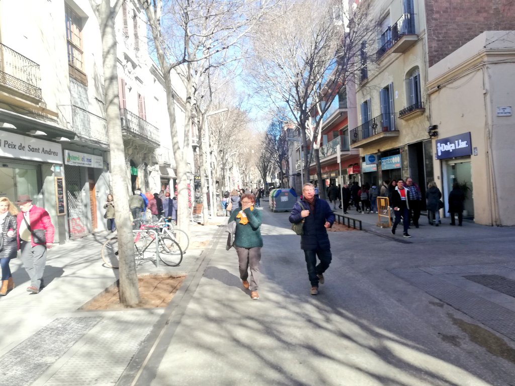 JoseLuisSTAP's tweet photo. Potser per a @ERCbcn i @ernestmaragall això és #PetitaPolítica per a mi és el tipus de política que millora la vida de la gent. Avui i ara són les polítiques que fan #objectivament millor una ciutat com #Barcelona. https://t.co/7Jo3dicezt
