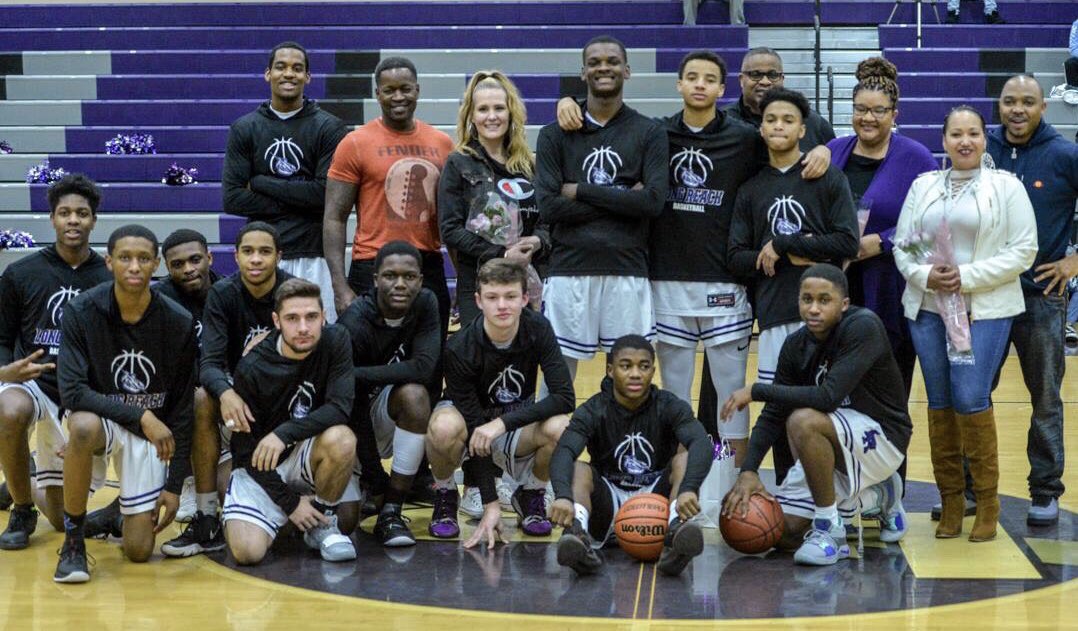 Lightning Basketball (@lrhsboysbball) on Twitter photo LAST Home Game vs <a href="/hcpss_omhs/">Oakland Mills HS</a> โก๏ธ๐ Hey <a href="/lrhsS_section/">LRHS STUDENT SECTION</a> the support was amazing yesterday. Can ya do us a favor and make it 2 nights in a row ?? Asking for a friend ๐
๐ค
๐: February 19th
๐ง: $3
โฐ: JV- 4 Varsity- 530
๐Home of the Lightning LAST Home Game vs <a href="/hcpss_omhs/">Oakland Mills HS</a> โก๏ธ๐ Hey <a href="/lrhsS_section/">LRHS STUDENT SECTION</a> the support was amazing yesterday. Can ya do us a favor and make it 2 nights in a row ?? Asking for a friend ๐
๐ค
๐: February 19th
๐ง: $3
โฐ: JV- 4 Varsity- 530
๐Home of the Lightning