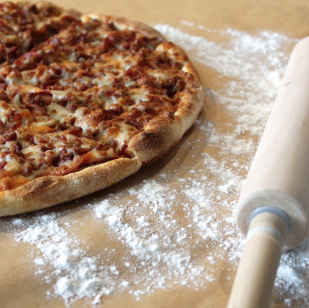 Panago_Pizza's tweet photo. #RandomActsOfKindness meet #RandomActsOfPizza 

Follow us and tag a friend who deserves recognition for their kindness. They might just win a free pizza night on us! https://t.co/b4kBnPvcMw