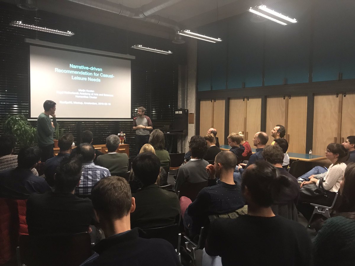 2nd talk in #recsysnl by @marijnkoolen on narrative-driven recommendations for casual-leisure needs. #book #search