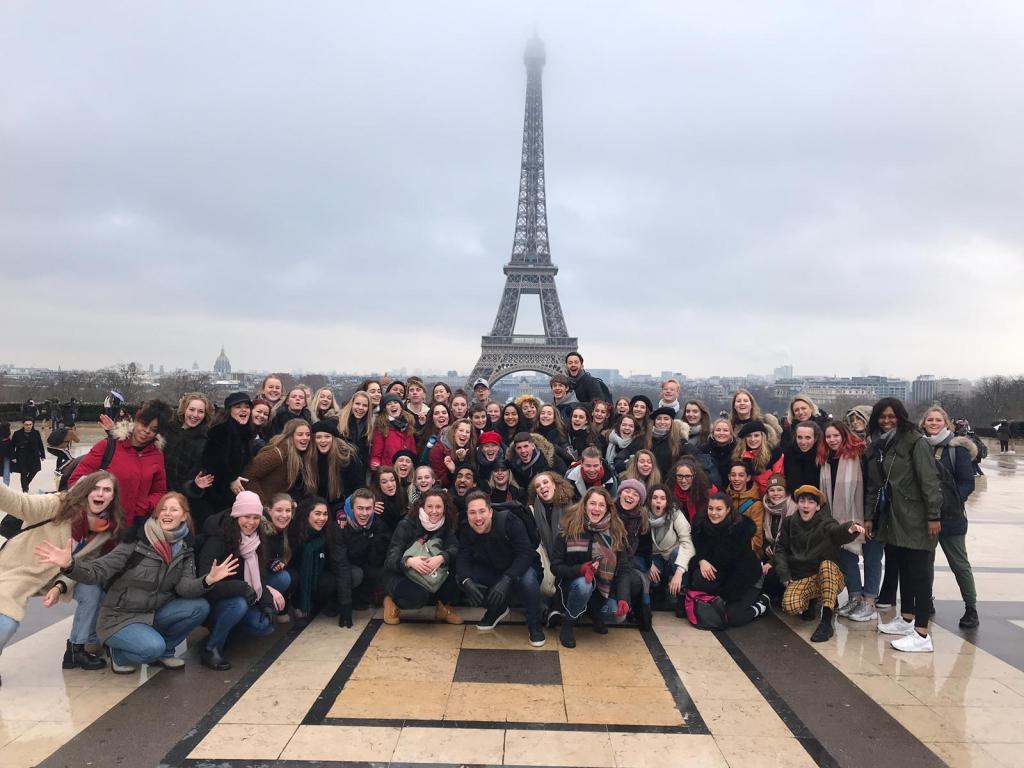 Musical Theatre Summer Intensive in Paris (May 28 – June 4, 2019) amtlive.org/2019/02/19/mus…