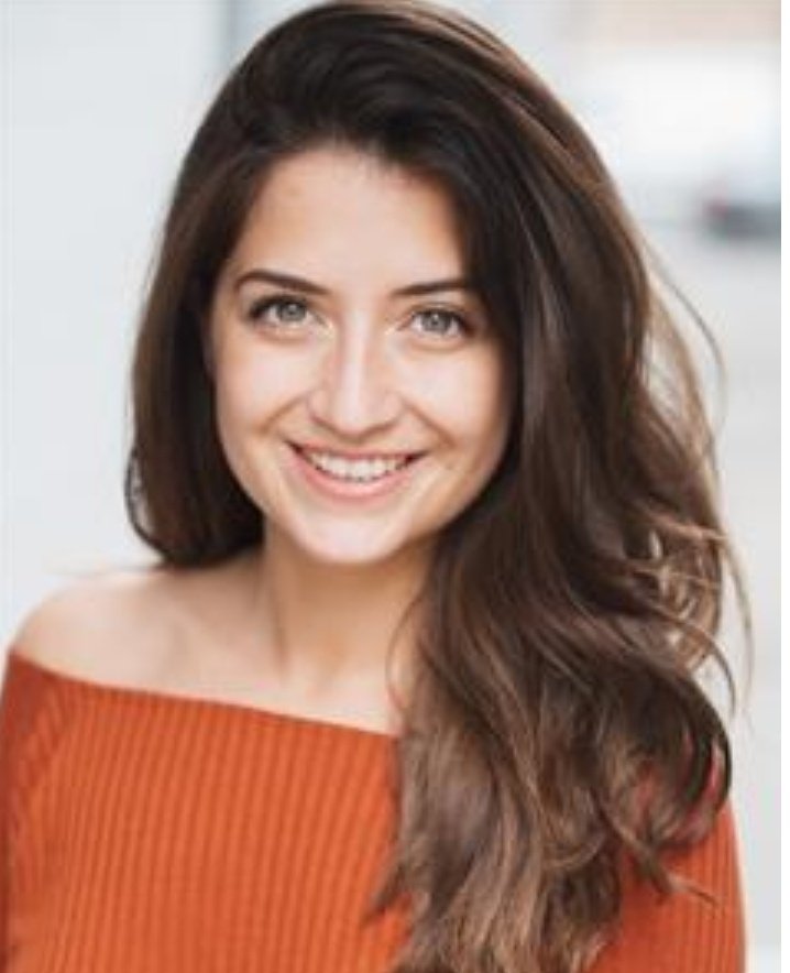 swiperightTC's tweet photo. Next up we have @NatashaGranger (Rep: @AgentsGenesius) playing the bitchy Head Cheerleader Melody. Tashi's favourite horror film: "Sleepaway Camp!" 🏕️ (📷 by @_alishialove ) https://t.co/GJNbZYOKEr