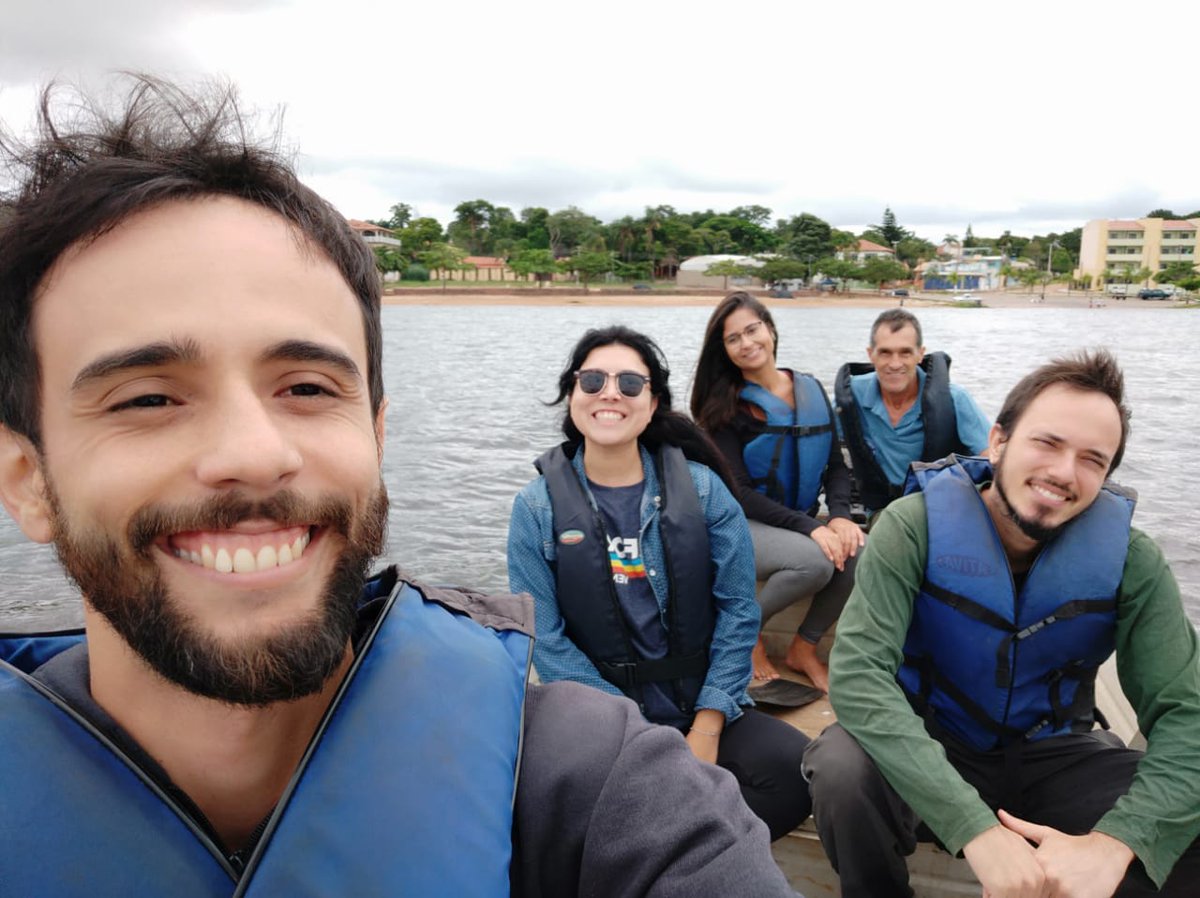 LMPBUFSCar's tweet photo. We are celebrating our 12th sampling in a roll of our long-term project at Broa Reservoir - Itirapina/SP, Brazil. ๐ #BroaMO #microbialobservatory #limnology #science w/ special guest @vs_saito https://t.co/i6Vswy7Mwa