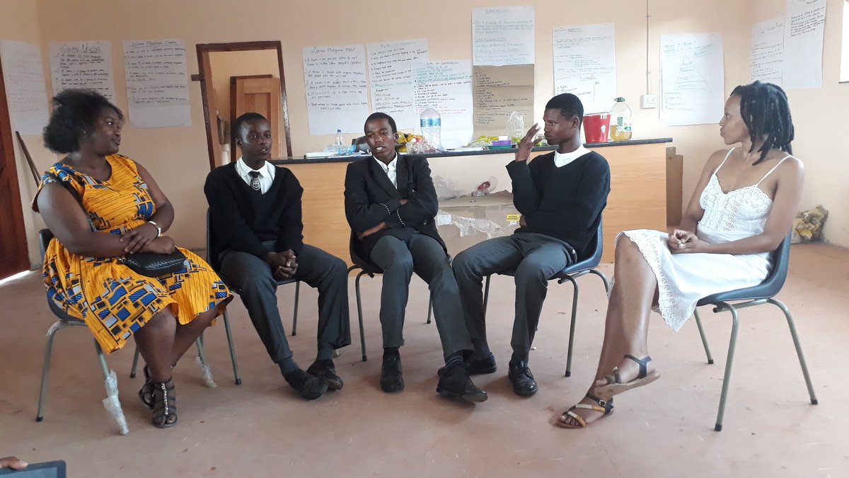 UNAKOCBM's tweet photo. Qokolweni SSS Day 2 RCL Workshop. #RCLTraining #UnakoRural #YouthDevelopment #Mthatha #FoundationForHumanRights https://t.co/8T0LUBLQWY