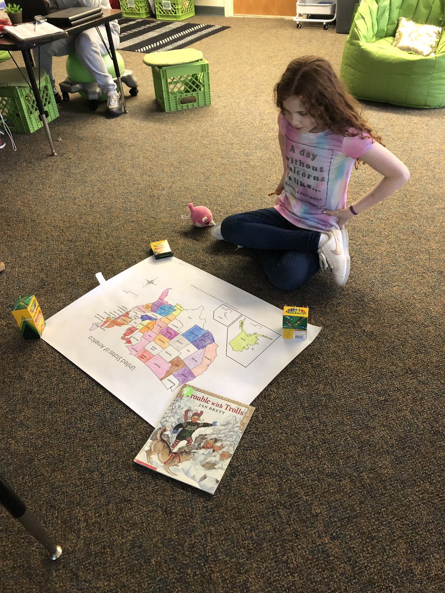 MrsSmithFTS's tweet photo. Updating our maps! #50states #geography #maps #facts #createleadlearn https://t.co/mhzzpVRGJe
