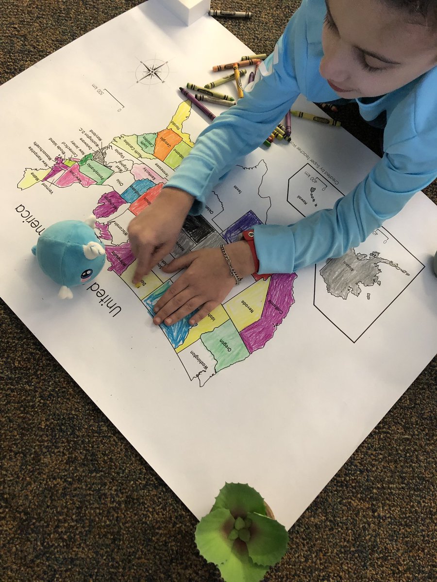 MrsSmithFTS's tweet photo. Updating our maps! #50states #geography #maps #facts #createleadlearn https://t.co/mhzzpVRGJe