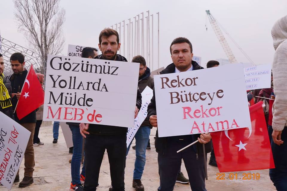 Öğretmene40Bin AtamaMüjdesi

Kaliteli bir eğitim için Şubat'ta öğretmene 40 bin atama yapılsın! 

<a href="/RT_Erdogan/">rt_erdogan</a> <a href="/ziyaselcuk/">Ziya Selçuk</a>
@hmzaydg <a href="/safran1958/">Mustafa SAFRAN</a>