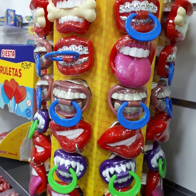 Fleurdemamoot's tweet image. Nouvelle #génération, nouvelles #sucettes🍭 bit.ly/2TWz1WR