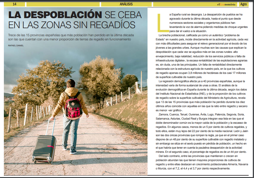 RafaelDaniel9's tweet photo. Datos para la reflexión. Las provincias que más habitantes han perdido en la última década son las que tienen menos superficie de regadío. #agriculturaydespoblación

▶️Lo analizamos en el número de febrero de #elEconomistaAgro. Descárgatelo aquí https://t.co/MV3JZd2A7m https://t.co/SH7bKfvxAn