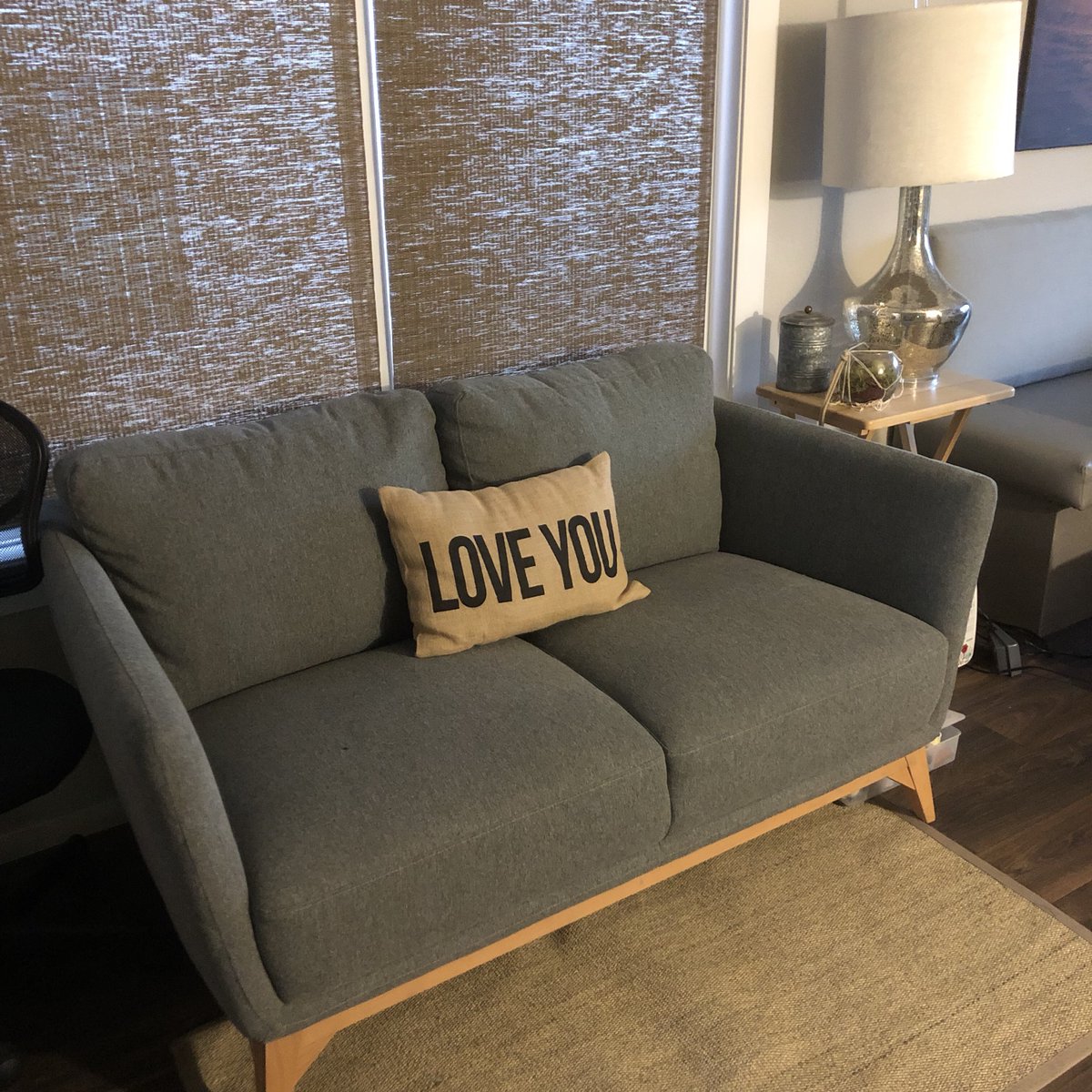M2CEOPodcast's tweet photo. When on #vacation would you want to stay in a house that looks like this or a #HotelRoom? What if I told you this house was cheaper then the room would have been? Welcome to the world of #NightlyRentals 
.
.
#realestate #realestateeducation #lasvegas #m2ceo #realestatepodcast https://t.co/aHKSpC5vcn