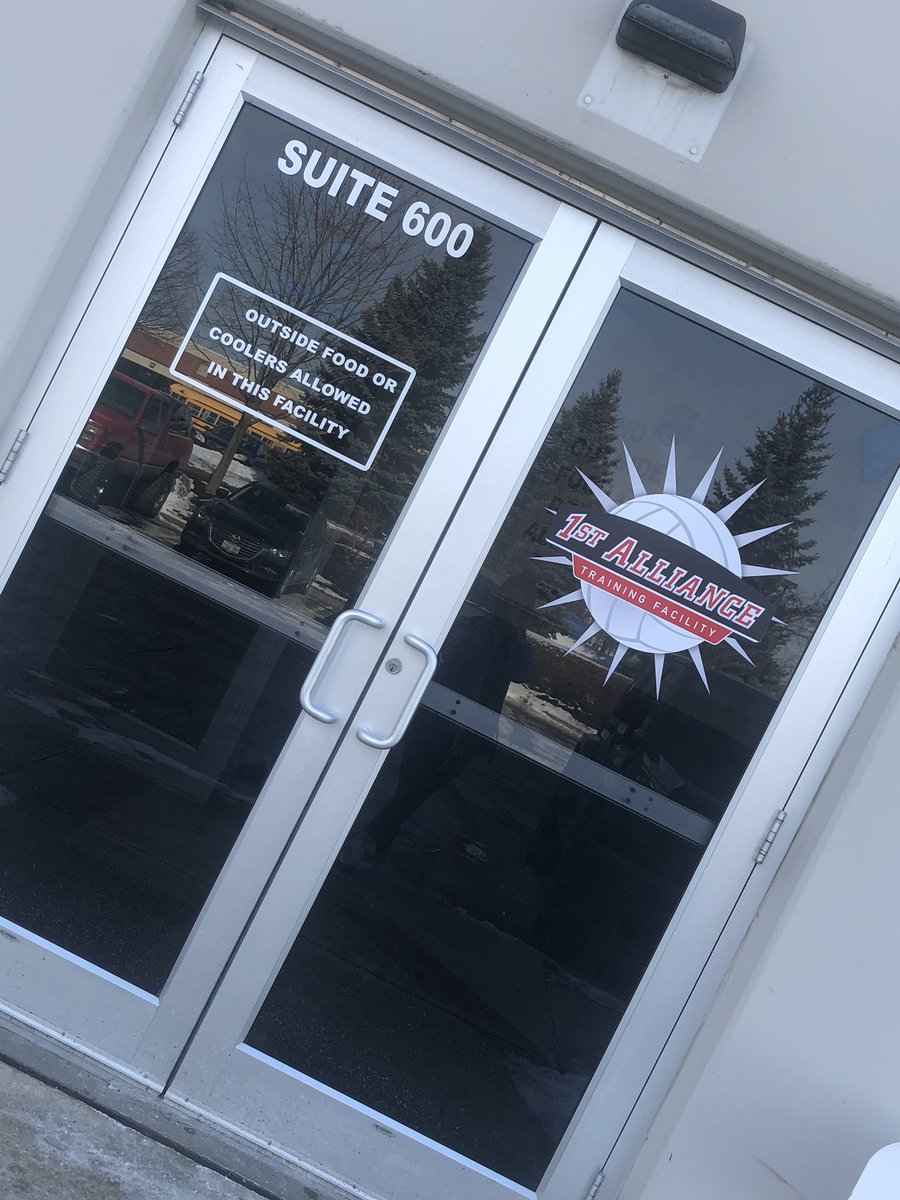 1stAllianceVBC's tweet photo. NEW DOOR LOGO‼️ NEW DOOR LOGO‼️Now we are legit!!! Now you can find us from your cars!!!! The struggle is over!!! More updates coming soon‼️ 👏🏻🏐😍 #1alvbc #updates #comingsoon #newyearnewus https://t.co/6TjENlIgDi