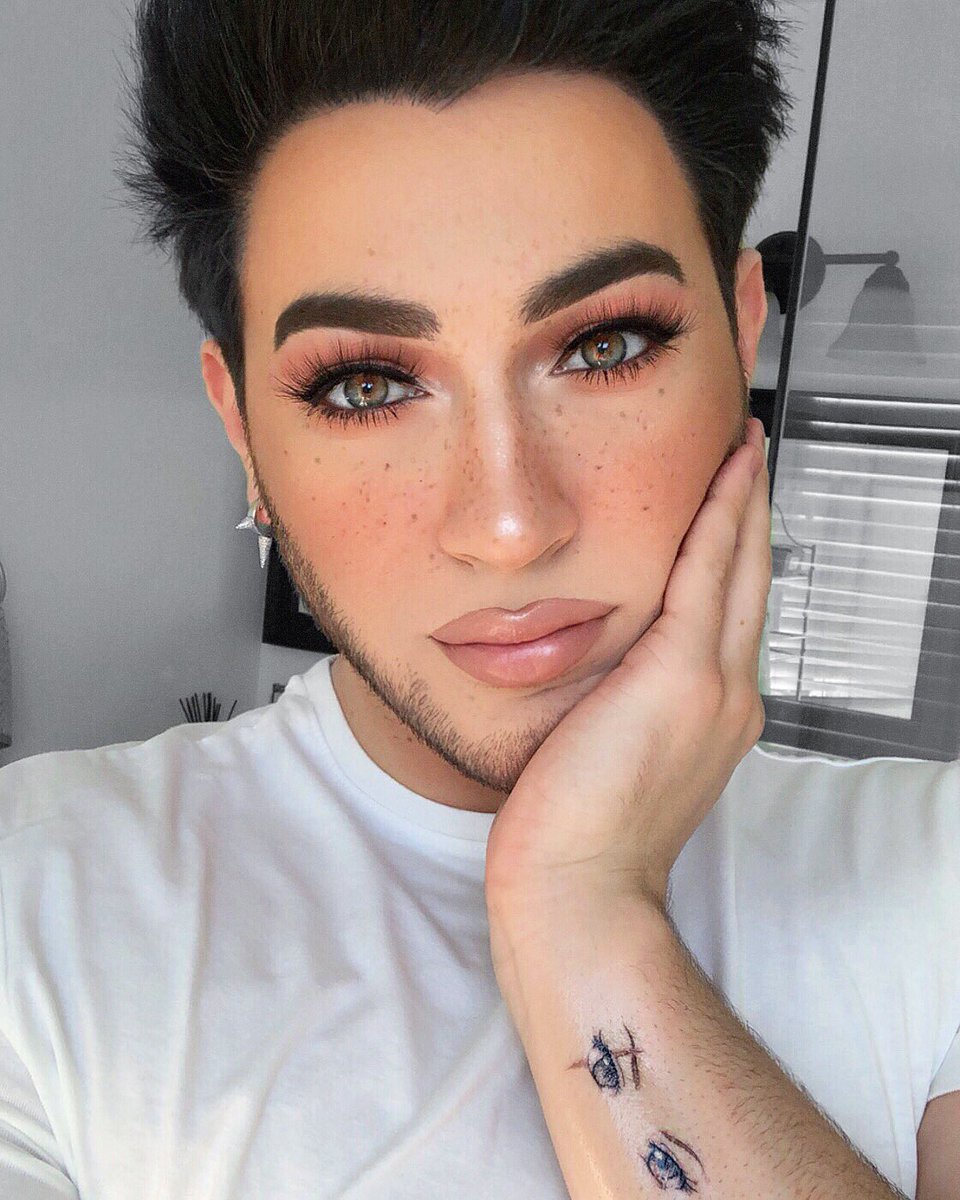 Freckled and fabulous 👄
