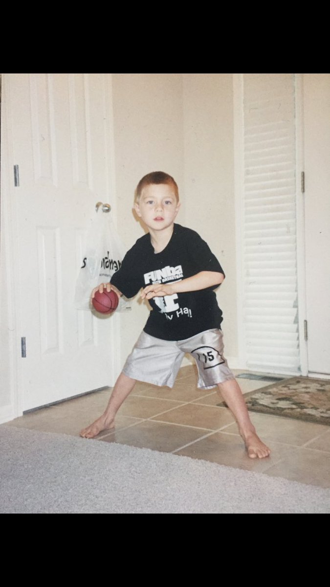 capracht's tweet photo. Senior Night   #11 Carsen Pracht https://t.co/i2lM1NolPu